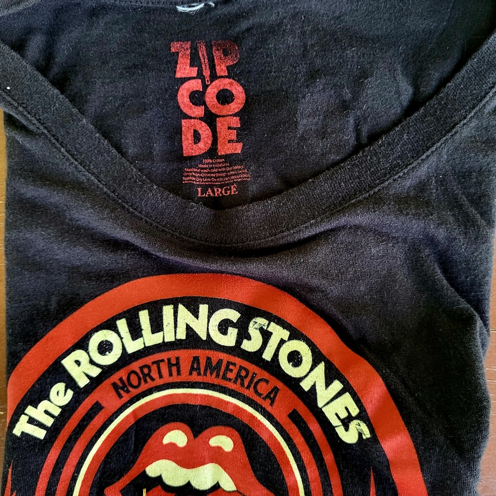 Women's Rolling Stones 2015 ZIP CODE concert tour t-shirt